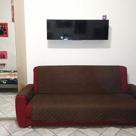Casa Vacanze Completa Di Tutto E Anche Di Piu 利沃诺 外观 照片