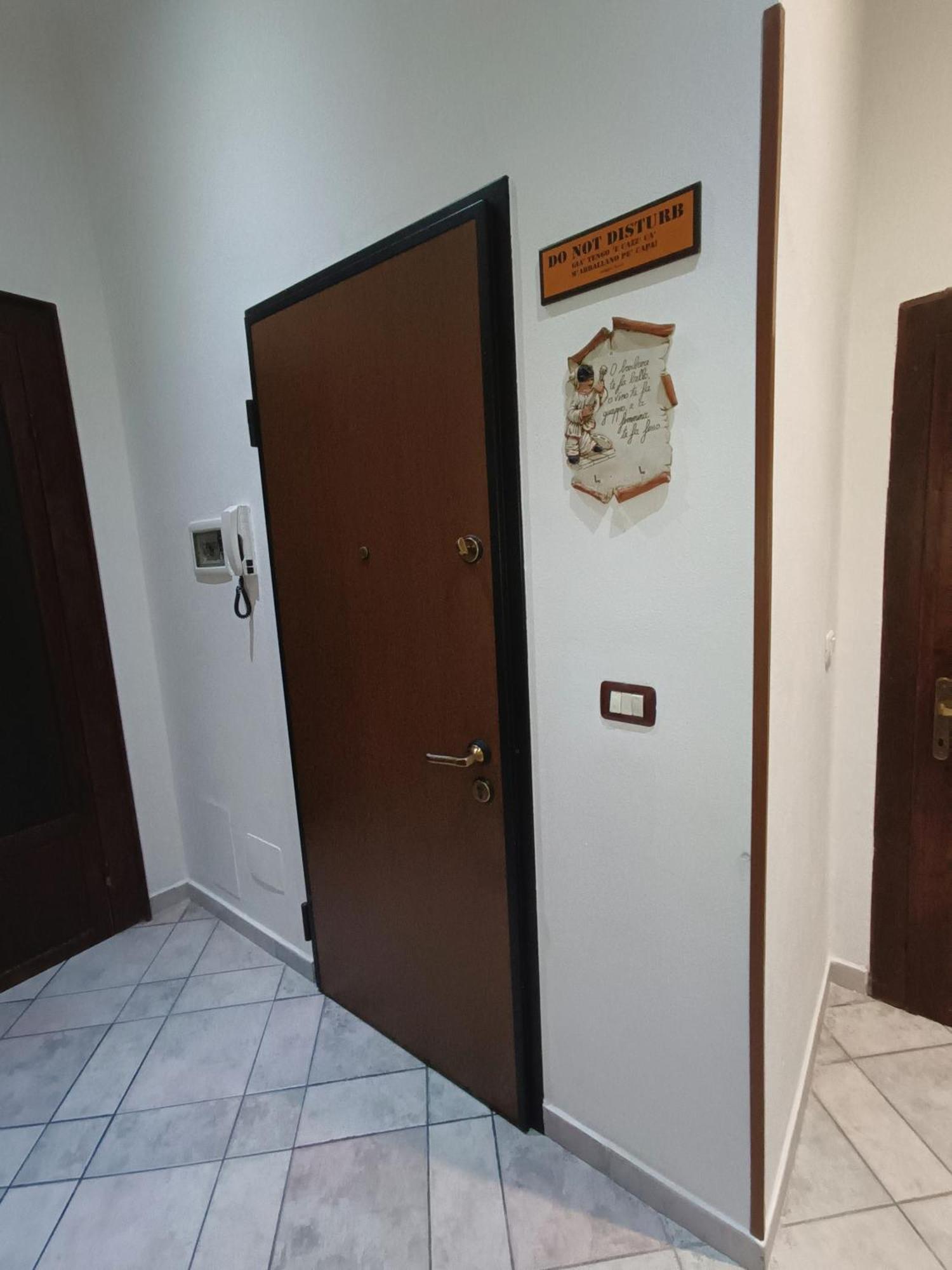 Casa Vacanze Completa Di Tutto E Anche Di Piu 利沃诺 外观 照片