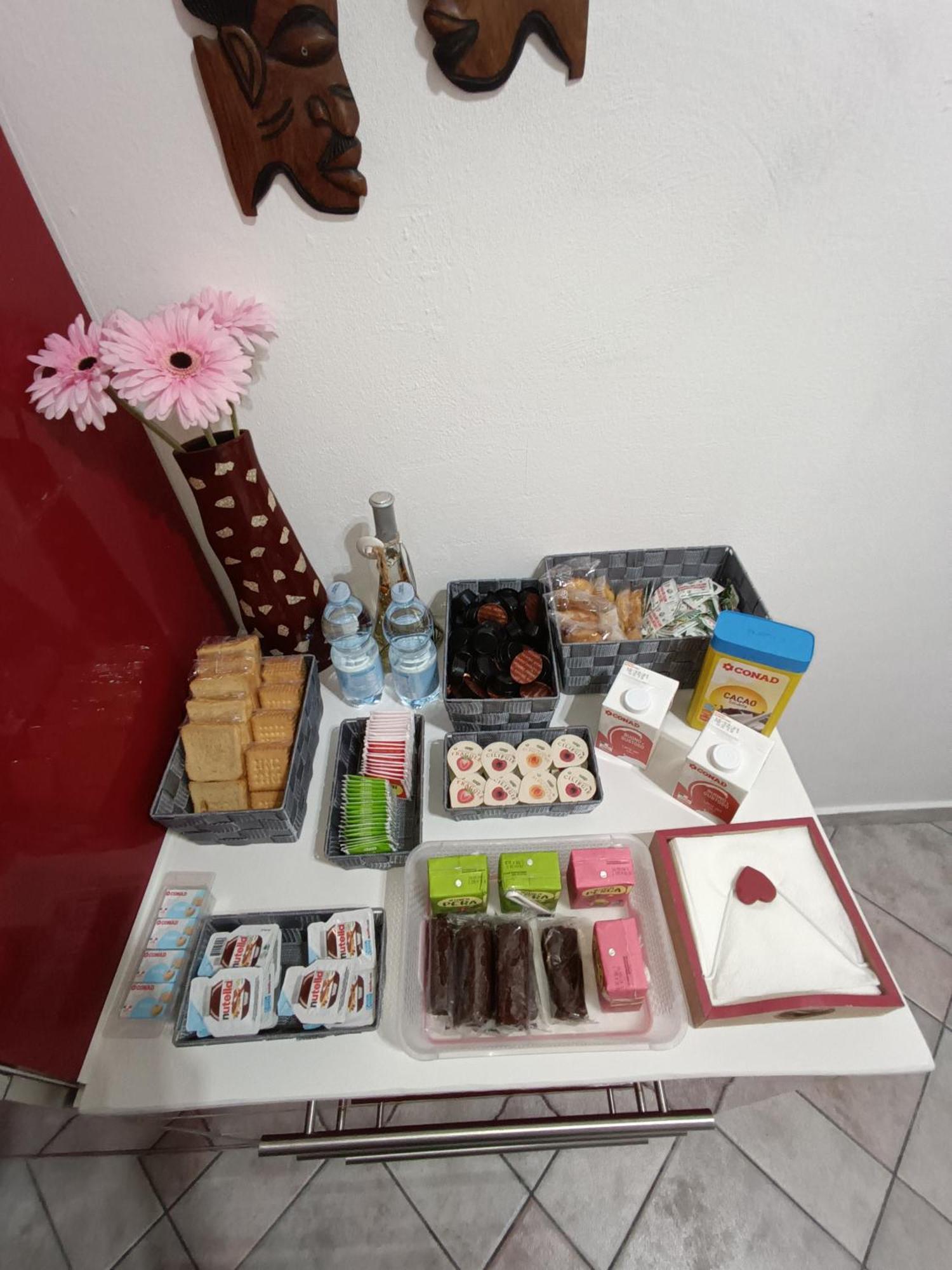 Casa Vacanze Completa Di Tutto E Anche Di Piu 利沃诺 外观 照片