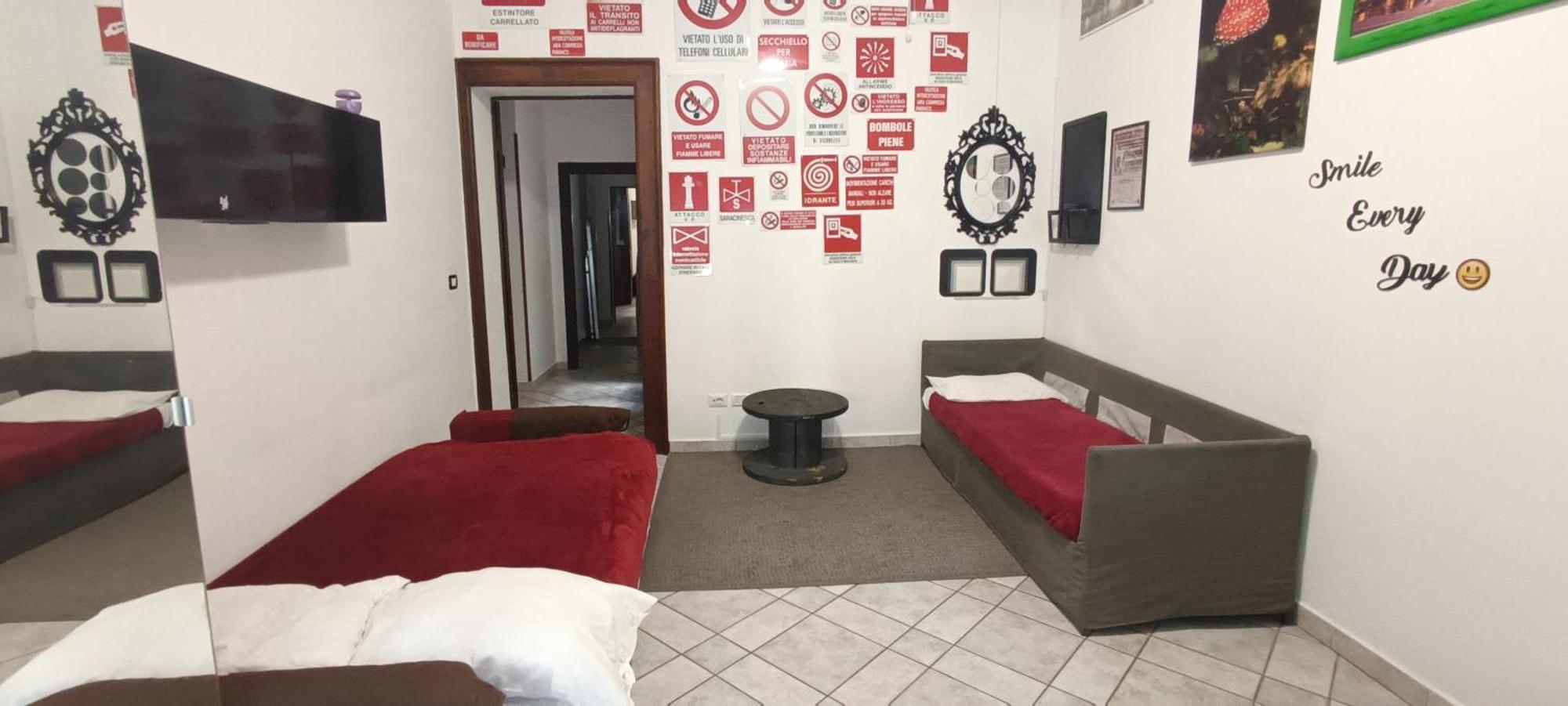 Casa Vacanze Completa Di Tutto E Anche Di Piu 利沃诺 外观 照片